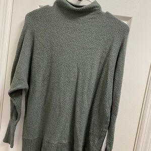 Green Sweater Small